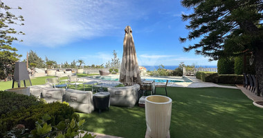 Sale: Charming Villa with Panoramic Sea Views in Agios Tychonas