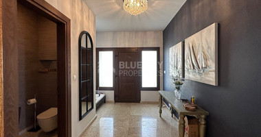 Sale: Charming Villa with Panoramic Sea Views in Agios Tychonas