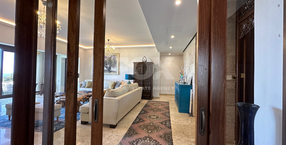 Sale: Charming Villa with Panoramic Sea Views in Agios Tychonas