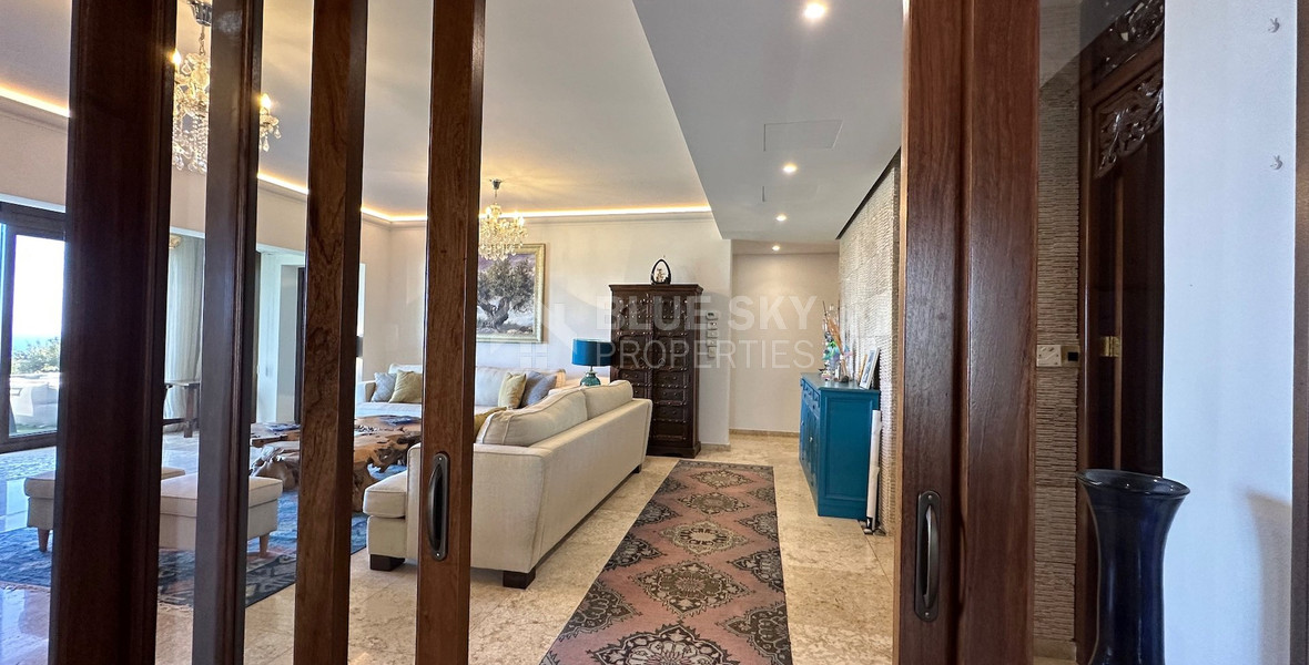 Sale: Charming Villa with Panoramic Sea Views in Agios Tychonas