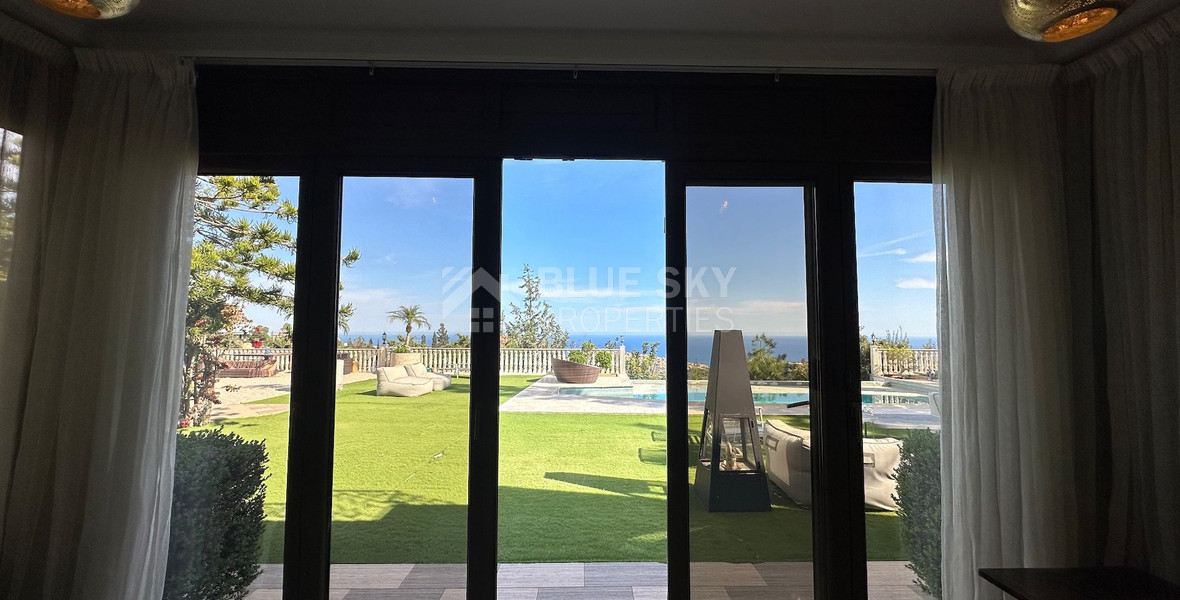 Sale: Charming Villa with Panoramic Sea Views in Agios Tychonas