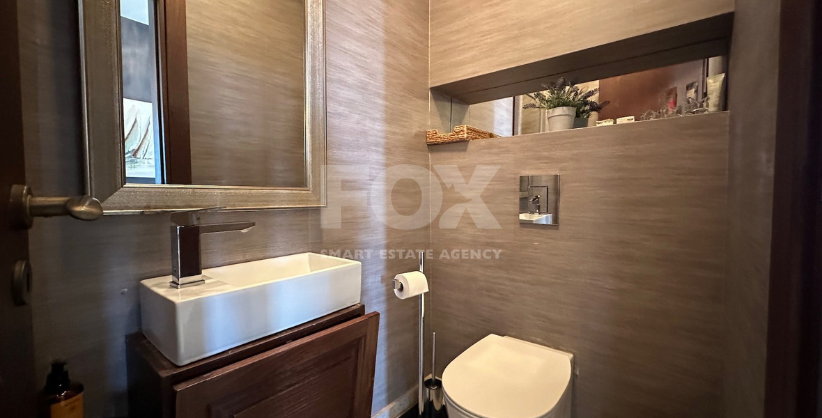 Sale: Charming Villa with Panoramic Sea Views in Agios Tychonas