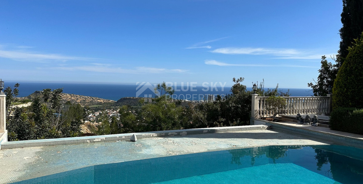 Sale: Charming Villa with Panoramic Sea Views in Agios Tychonas