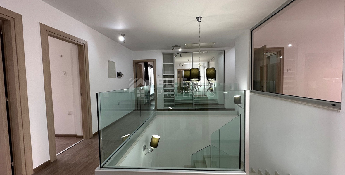 RENT: 5 BEDROOM VILLA UNFURINISHED VILLA IN PRIME LOCATION OF AGIOS ATHANASIOS.