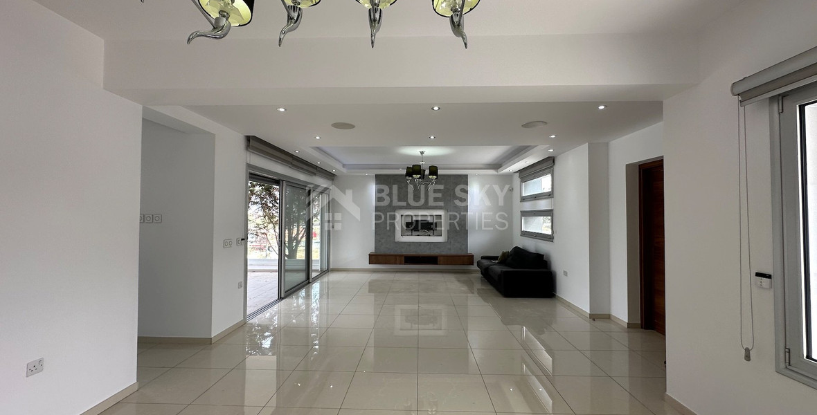 RENT: 5 BEDROOM VILLA UNFURINISHED VILLA IN PRIME LOCATION OF AGIOS ATHANASIOS.