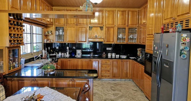 5 Bed House To Rent In Agia Fyla, Limassol