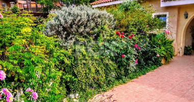 5 Bed House To Rent In Agia Fyla, Limassol
