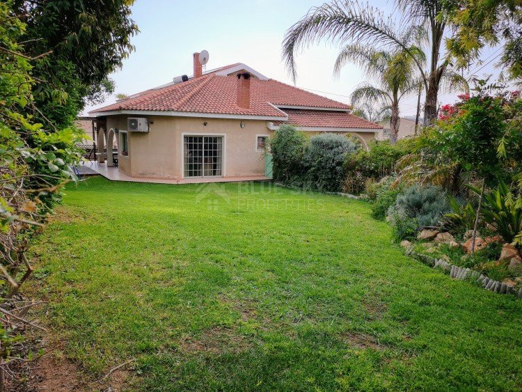 5 Bed House To Rent In Agia Fyla, Limassol