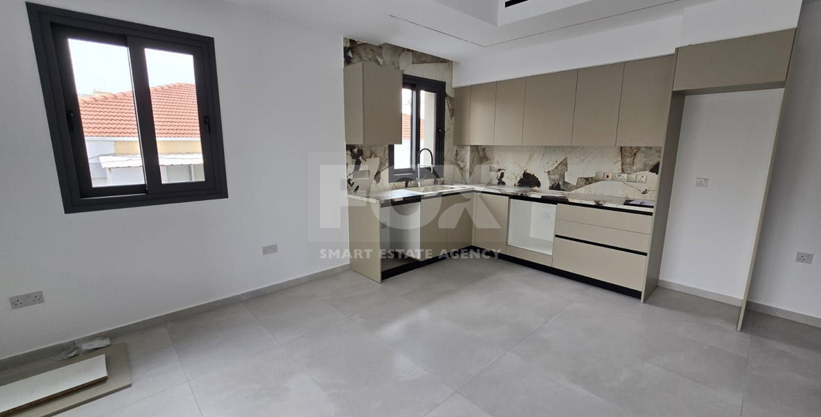 Modern Apartment Building for Rent in Neapoli