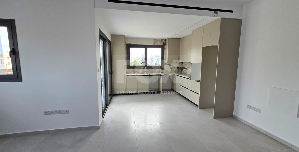 Modern Apartment Building for Rent in Neapoli