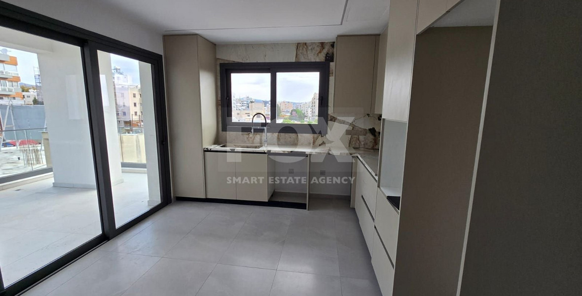 Modern Apartment Building for Rent in Neapoli
