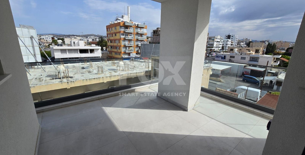 Modern Apartment Building for Rent in Neapoli
