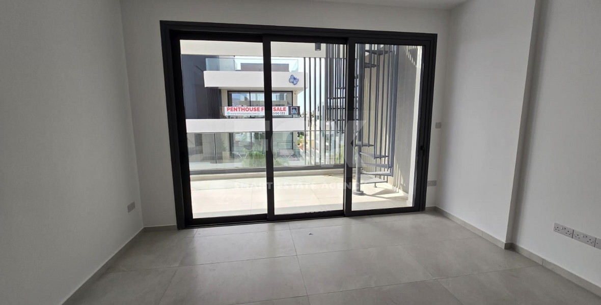Modern Apartment Building for Rent in Neapoli