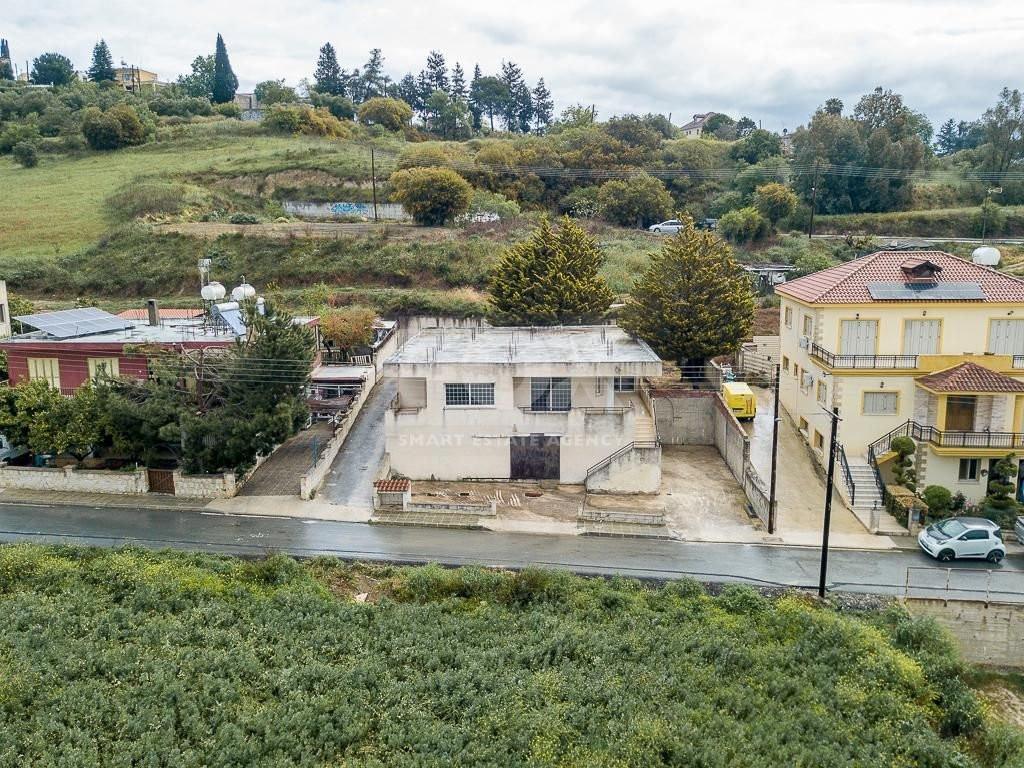 Detached house for sale , in Stroumbi