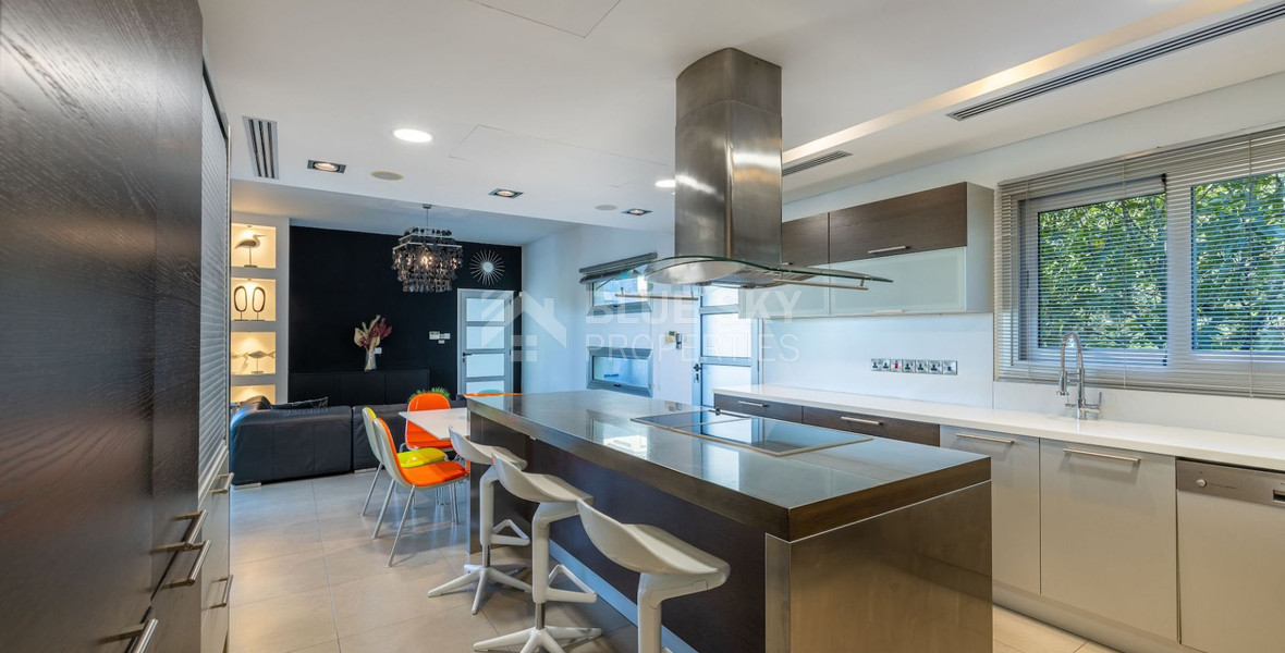 Unique Modern Villa with Sea Views in Ayia Fyla