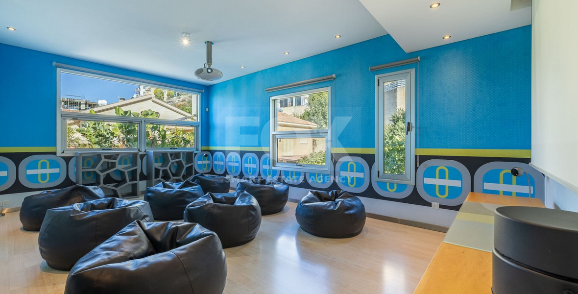 Unique Modern Villa with Sea Views in Ayia Fyla