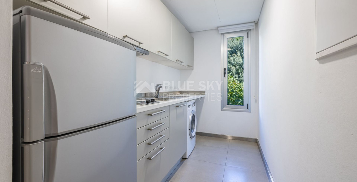 Unique Modern Villa with Sea Views in Ayia Fyla