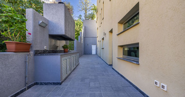 Unique Modern Villa with Sea Views in Ayia Fyla