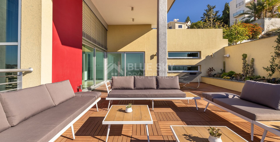 Unique Modern Villa with Sea Views in Ayia Fyla