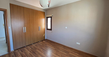 Unfurnished 3 bedroom house with private pool in  Erimi for Rent