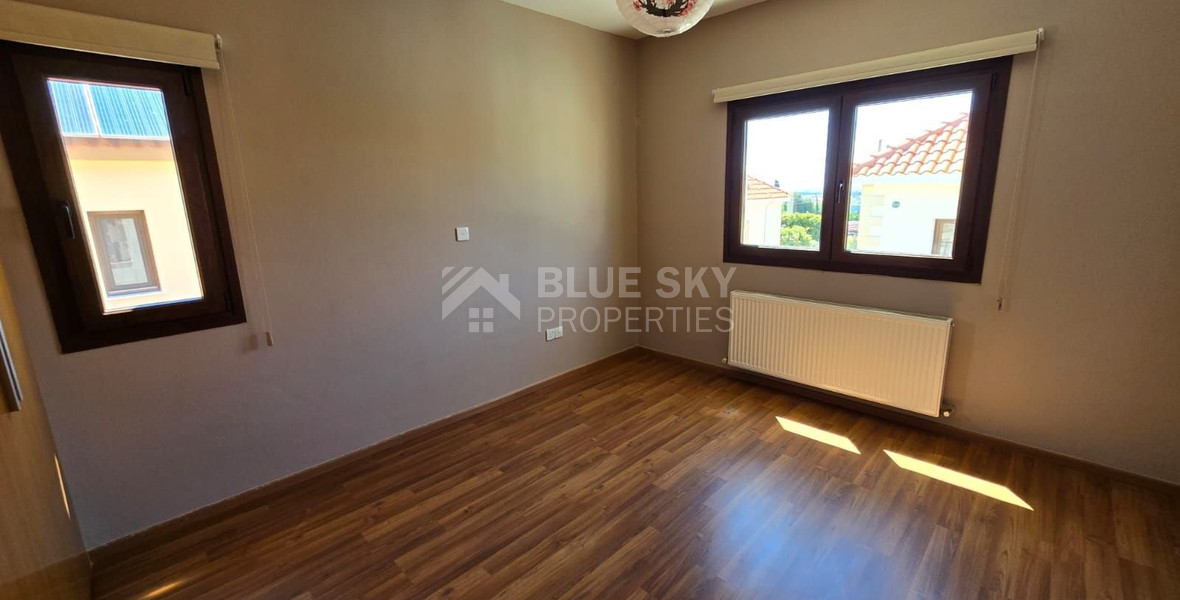Unfurnished 3 bedroom house with private pool in  Erimi for Rent