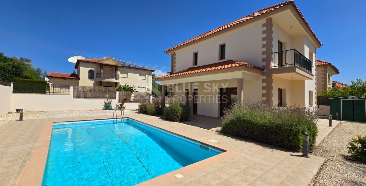 Unfurnished 3 bedroom house with private pool in  Erimi for Rent