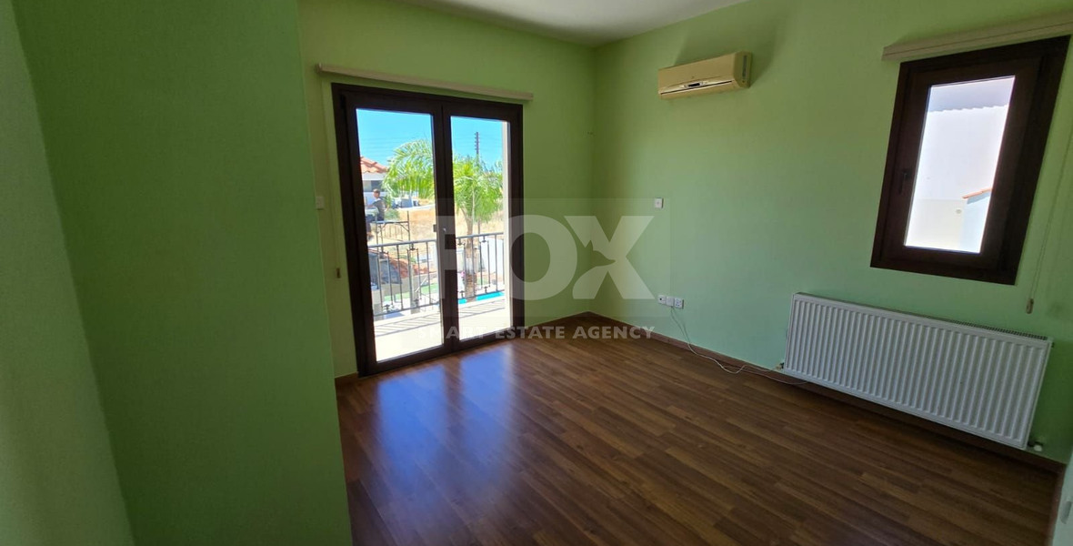 Unfurnished 3 bedroom house with private pool in  Erimi for Rent