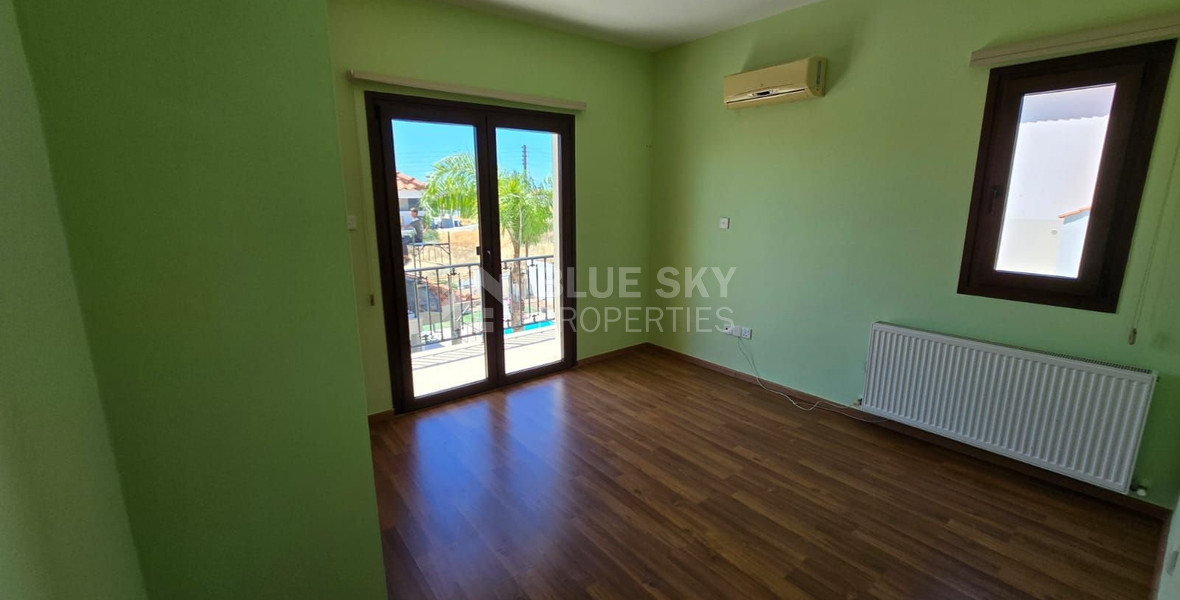 Unfurnished 3 bedroom house with private pool in  Erimi for Rent