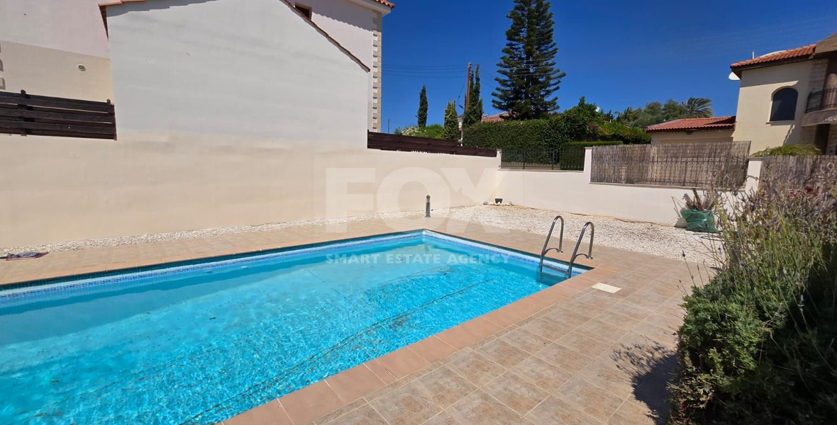 Unfurnished 3 bedroom house with private pool in  Erimi for Rent