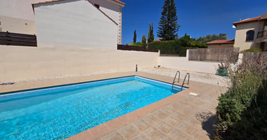 Unfurnished 3 bedroom house with private pool in  Erimi for Rent