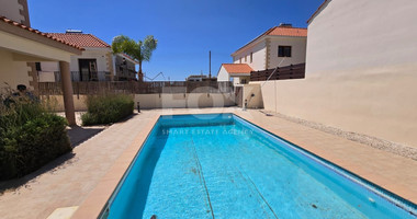 Unfurnished 3 bedroom house with private pool in  Erimi for Rent