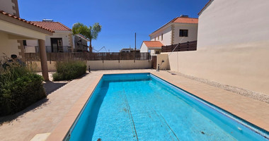 Unfurnished 3 bedroom house with private pool in  Erimi for Rent