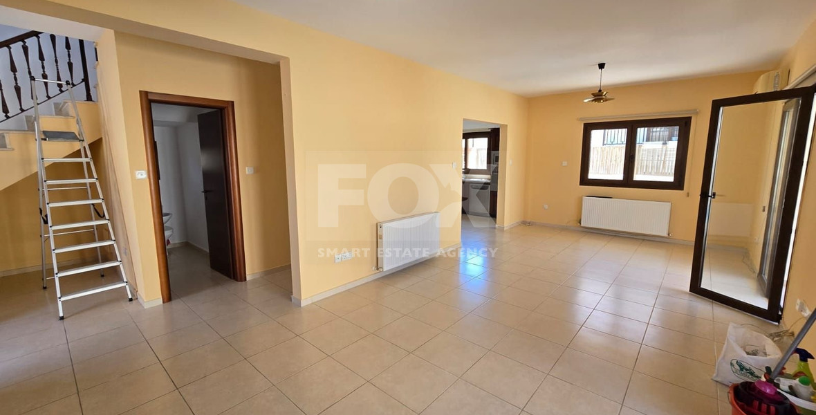 Unfurnished 3 bedroom house with private pool in  Erimi for Rent