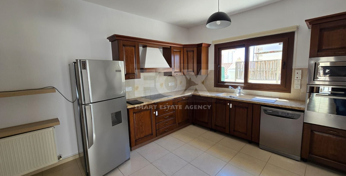 Unfurnished 3 bedroom house with private pool in  Erimi for Rent