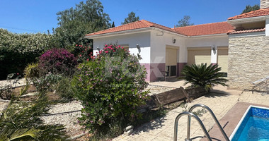 RENT: BEAUTIFUL 3 BEDROOM UNFURNISHED BUNGALOW WITH SWIMMING POOL IN PYRGOS