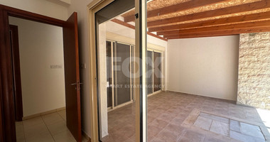 RENT: BEAUTIFUL 3 BEDROOM UNFURNISHED BUNGALOW WITH SWIMMING POOL IN PYRGOS