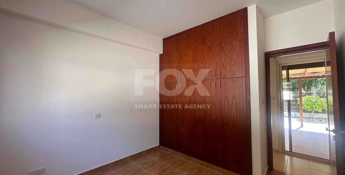 RENT: BEAUTIFUL 3 BEDROOM UNFURNISHED BUNGALOW WITH SWIMMING POOL IN PYRGOS