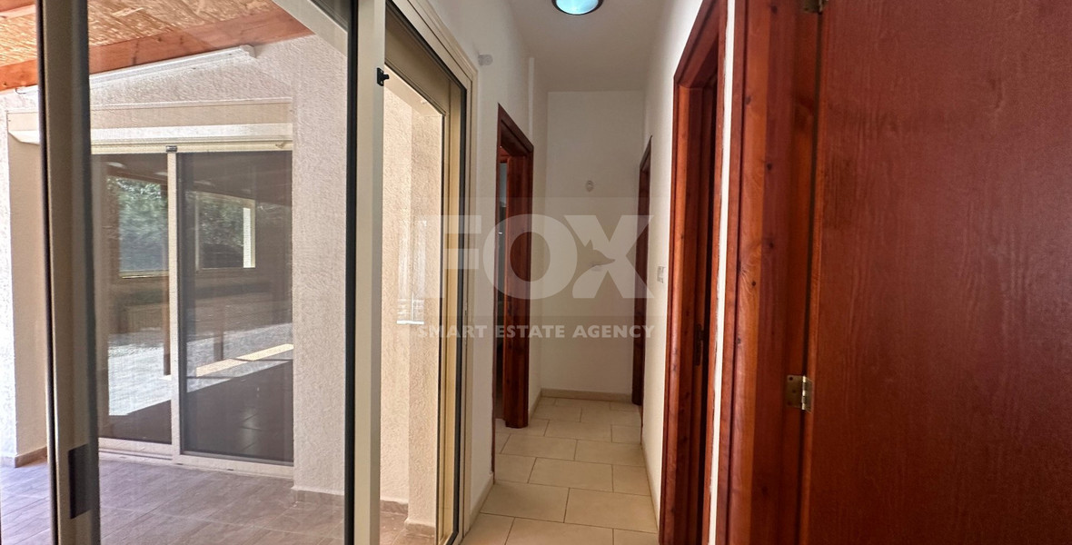 RENT: BEAUTIFUL 3 BEDROOM UNFURNISHED BUNGALOW WITH SWIMMING POOL IN PYRGOS