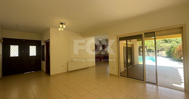 RENT: BEAUTIFUL 3 BEDROOM UNFURNISHED BUNGALOW WITH SWIMMING POOL IN PYRGOS