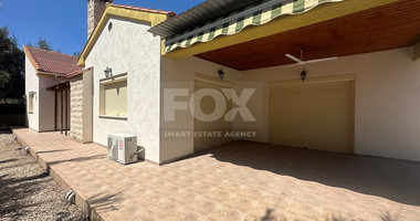 RENT: BEAUTIFUL 3 BEDROOM UNFURNISHED BUNGALOW WITH SWIMMING POOL IN PYRGOS