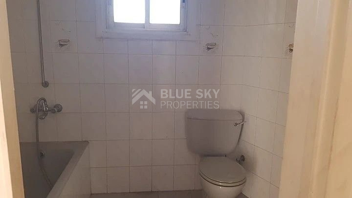 Office/apartment for rent in Agios Nicolaos Limassol