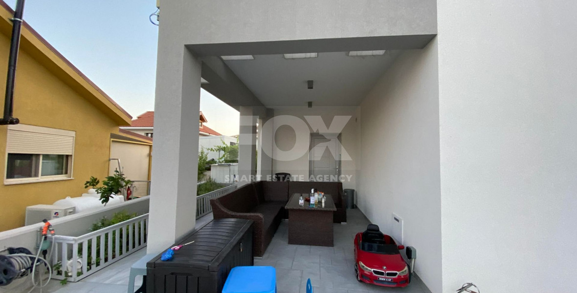 Fully Furnished House With Pool For Rent In Parekklisia