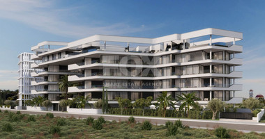 Top floor 3  bedroom apartment with roof garden for sale in Potamos Germasogeias, Limassol