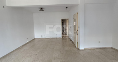 Three bedroom Upper house for rent in Kato Polemidia, Limassol