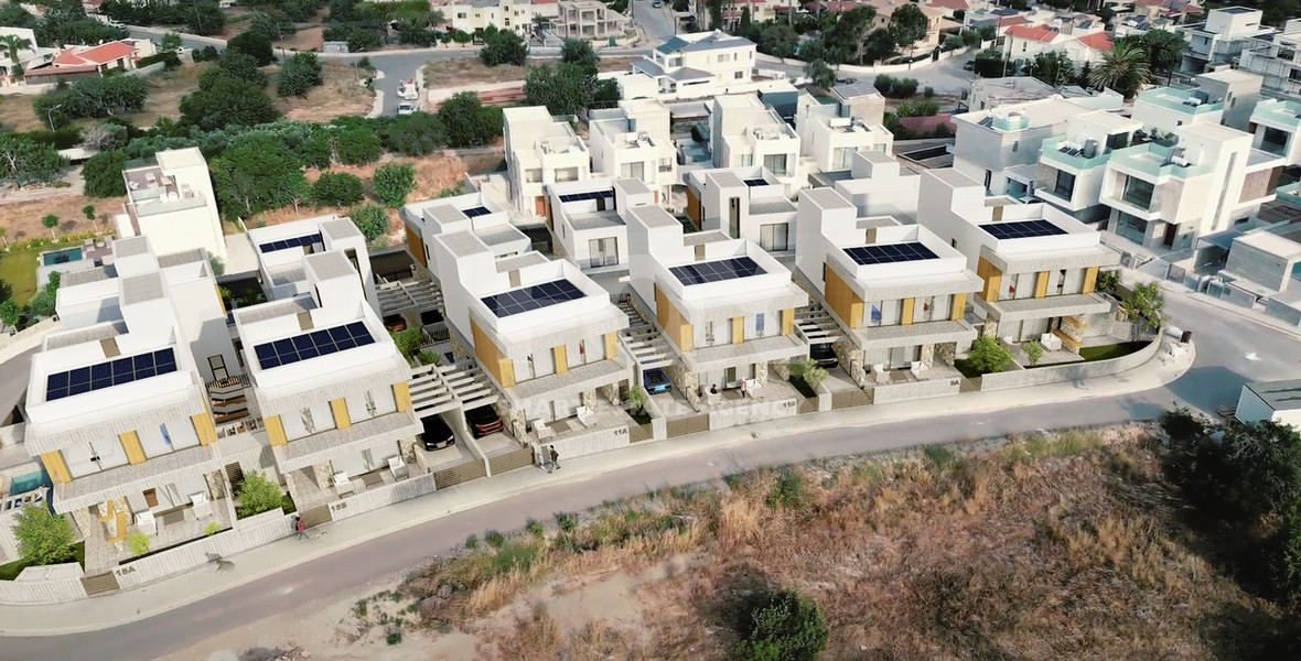 Three bedroom villa in Konia, Paphos, for sale