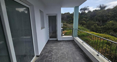 Two bedroom apartment for sale, with seperate title deed in Peyia