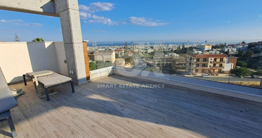 Stunning three bedroom penthouse with private swimming pool