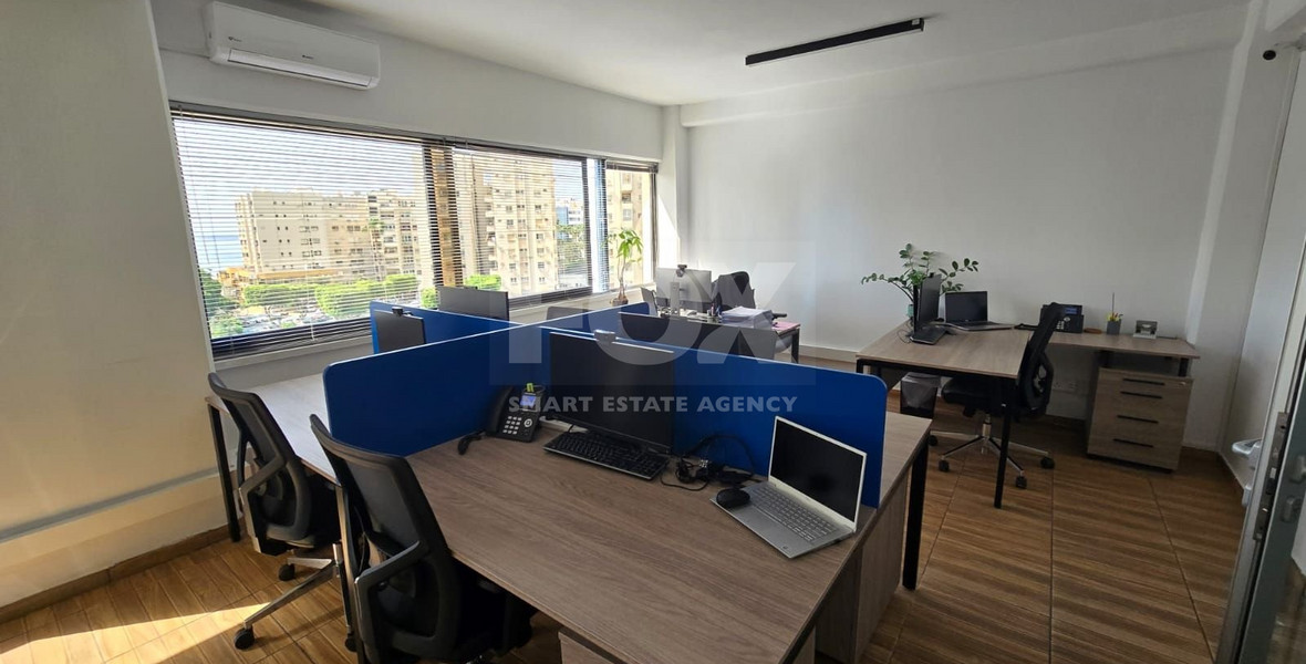 200m2 Of Office Space Available In a Shared Office For Rent In Neapoli