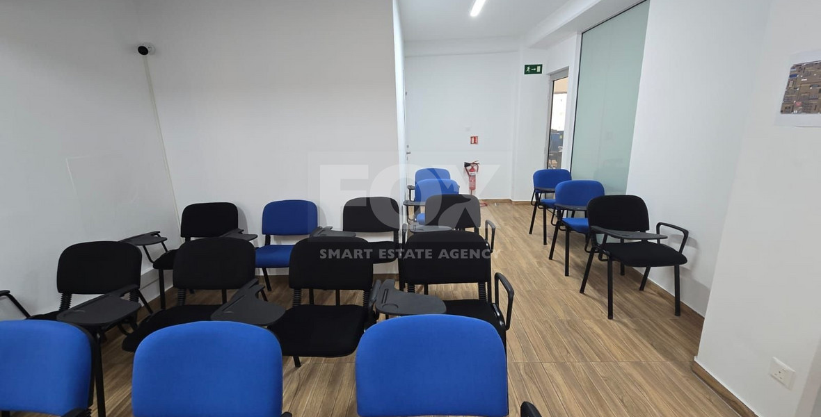 200m2 Of Office Space Available In a Shared Office For Rent In Neapoli