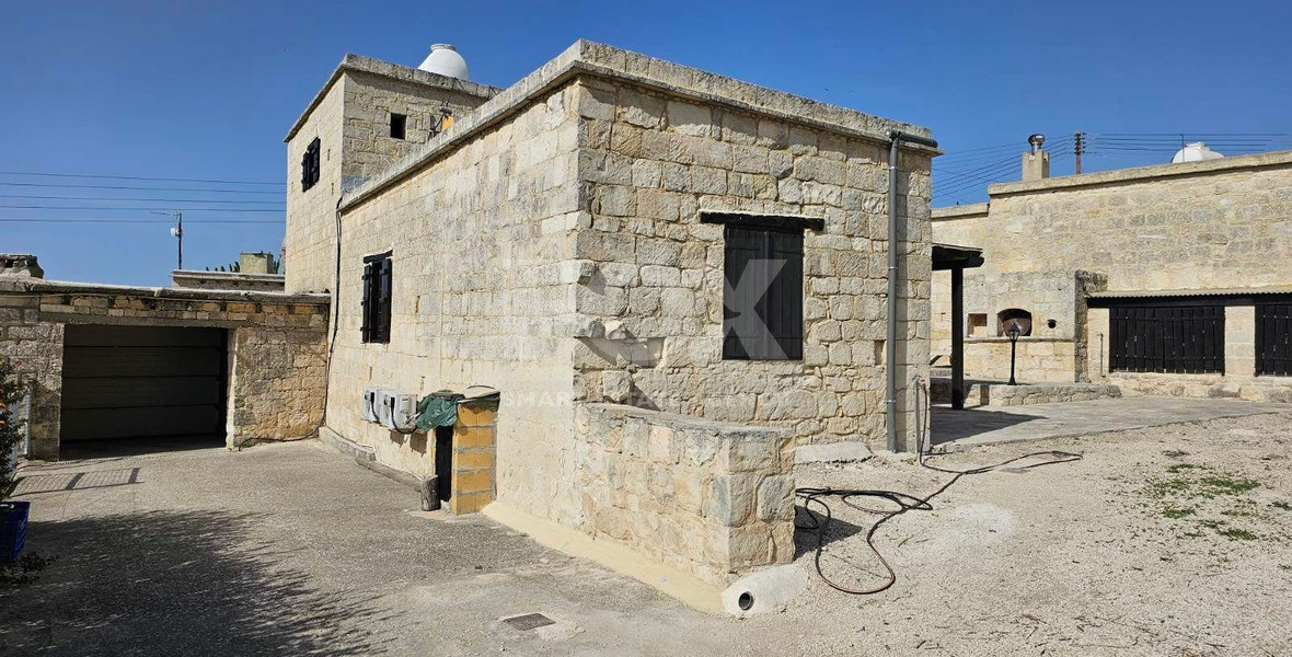Traditional, Stone Built, Four Bedroom House for Rent in Lasa, Paphos
